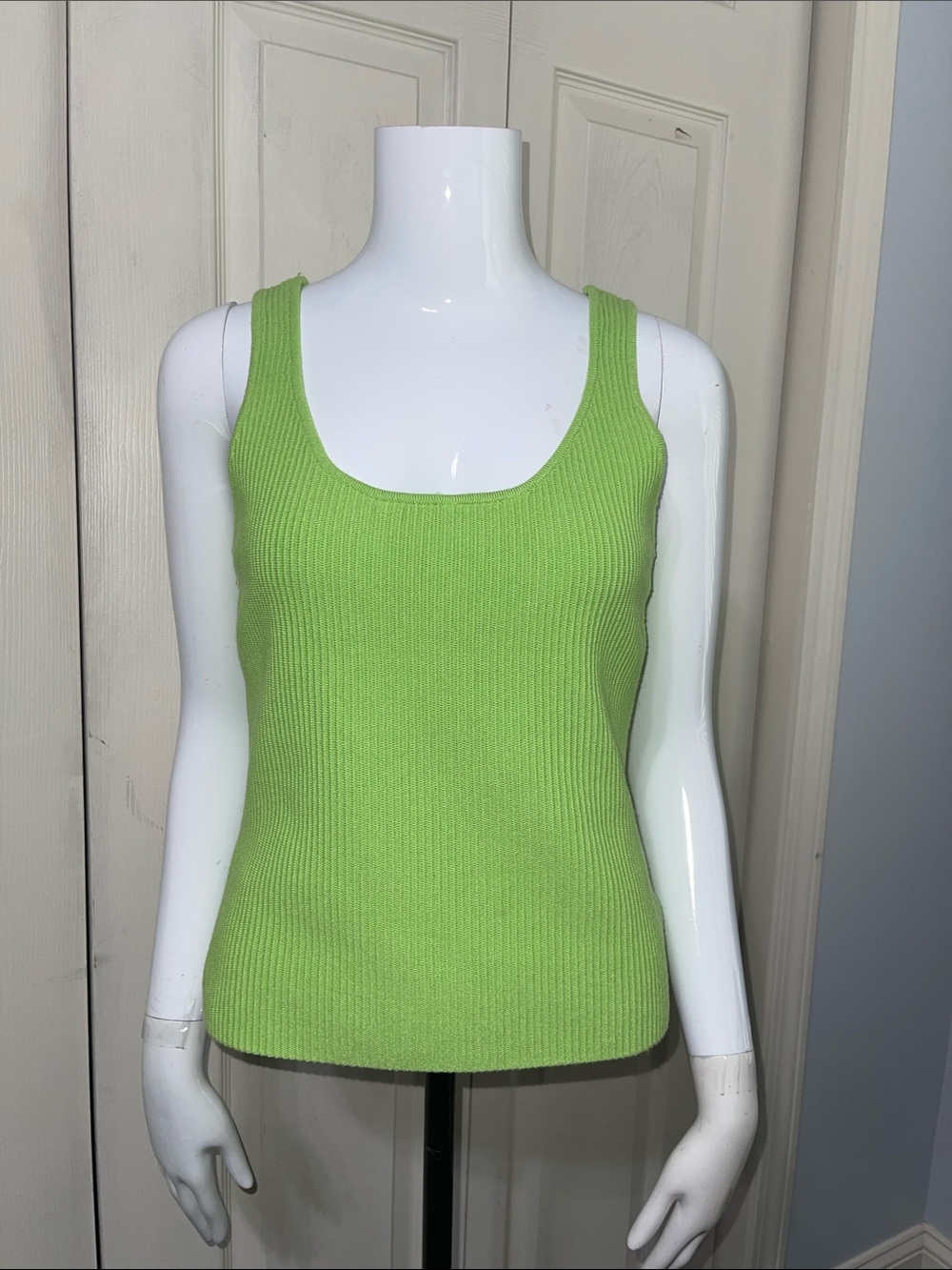 NWOT Marled Reunited Clothing - Women’s green ribbed sleeveless top.  CONT J